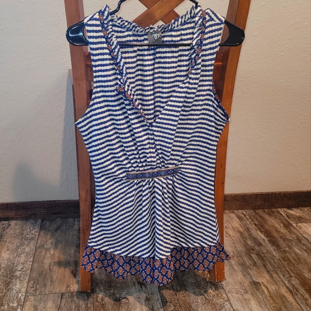 Womens top sz medium